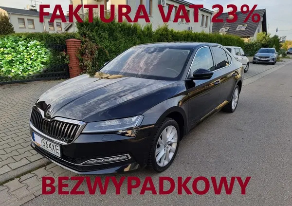 samochody osobowe Skoda Superb cena 113899 przebieg: 106000, rok produkcji 2019 z Sosnowiec